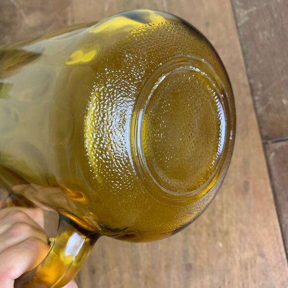 Vintage Hazel-Atlas Glass Pitcher 2 Qt Amber Gold Optic Pattern 64 Oz - Picture 7 of 7